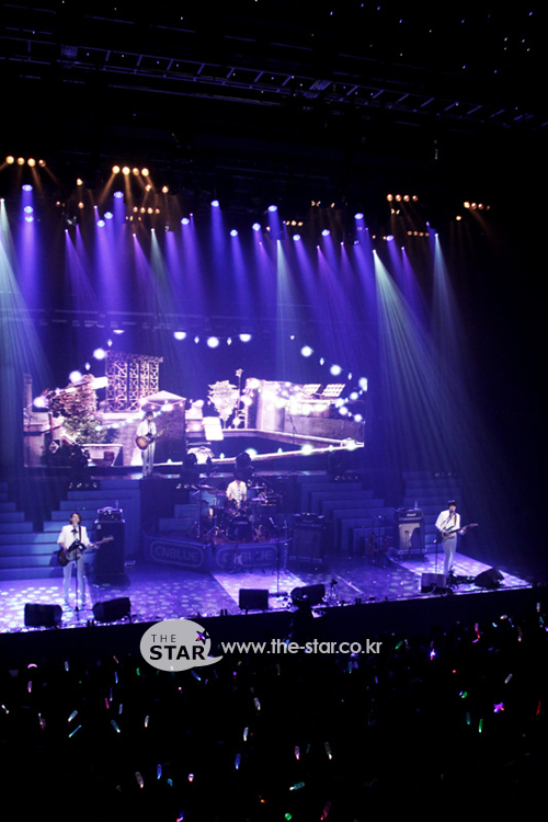 CN Blue’s First Concert with 3000 fans, A HUGE Success! Concert2