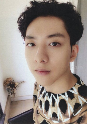 [Scans] CNBLUE First Self-Camera Edition [DAILY VIEW] 98